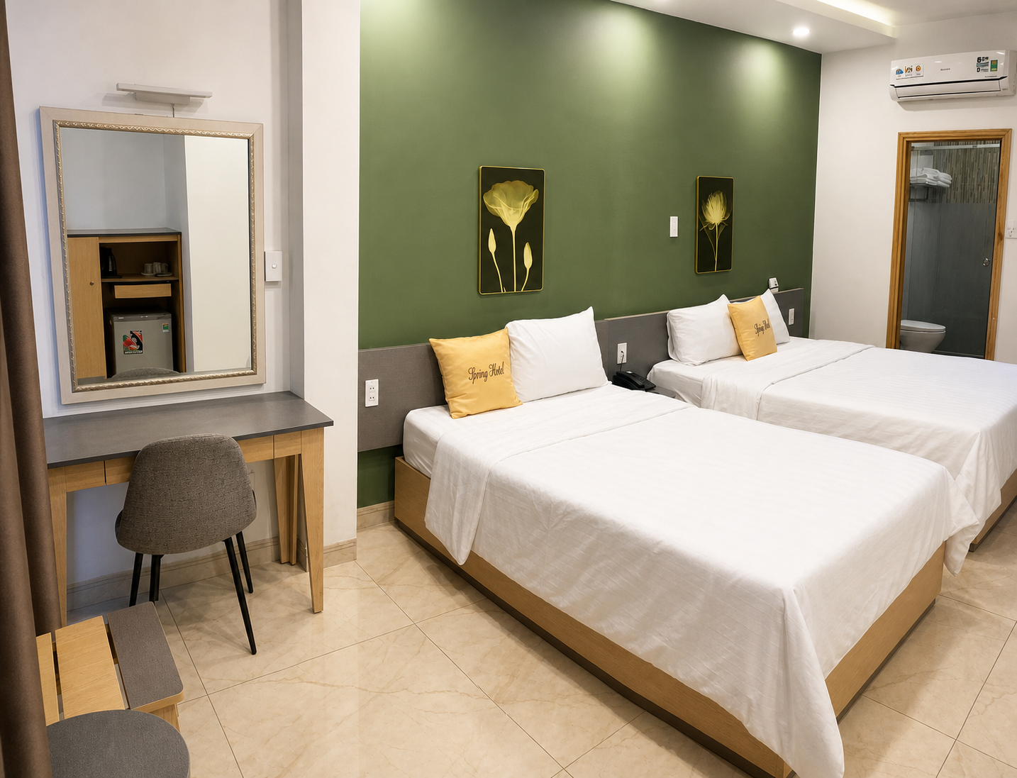Premium Double/Twin — Phòng hai giường